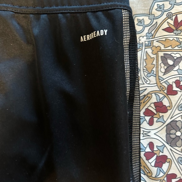 SOLD 🩷🩷 NEW Adidas track pants ladies M - NEVER WORN - Picture 6 of 8